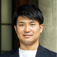 宇佐美 篤 氏